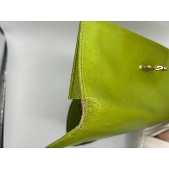 Salvatore Ferragamo Gancini Green Leather Continental Wallet #101 - Picture 5 of 16